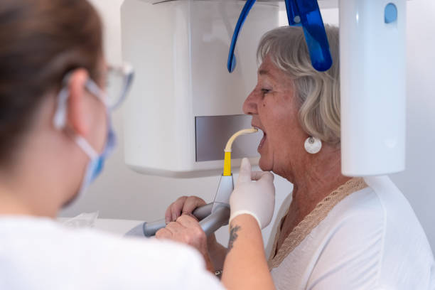 Best Cracked Tooth Emergency Dentist  in Avon, OH
